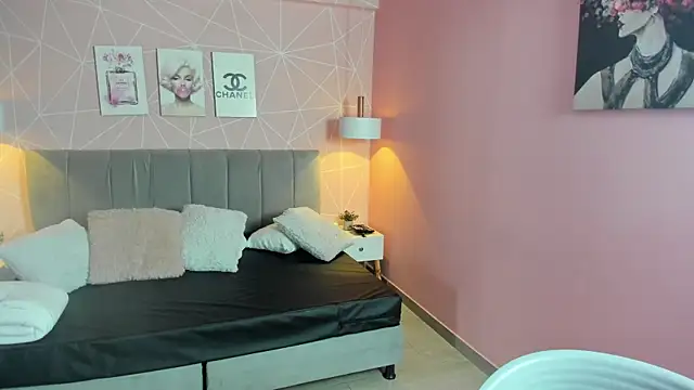 zara  sweet online show from November 4, 1:27 pm