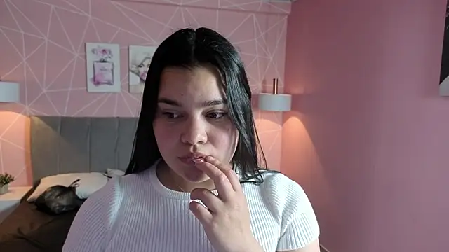 zara  sweet online show from August 3, 4:34 pm
