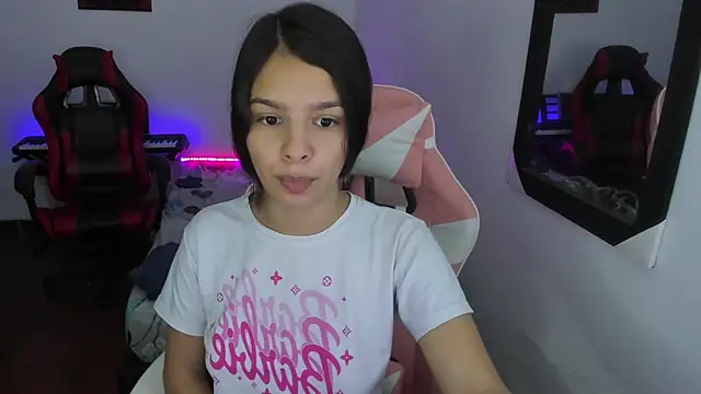 jessi and boy online show from December 2, 7:16 pm