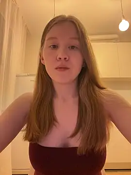 Eva Weyne online show from March 8, 9:29 pm