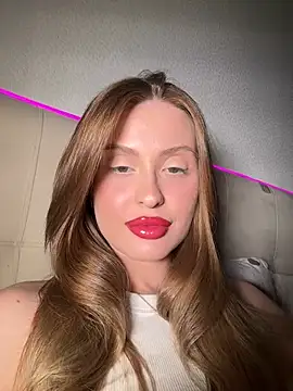 Sweet  Milly online show from May 3, 6:11 pm