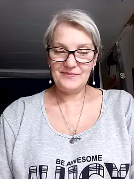 irinamaux online show from June 24, 2:21 am
