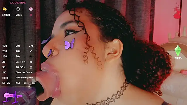 Queen Deepthroat online show from November 20, 12:00 am