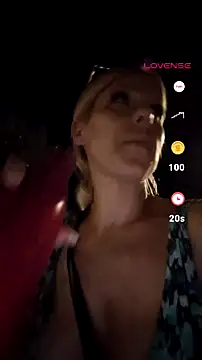 blondyruby online show from August 2, 8:12 pm