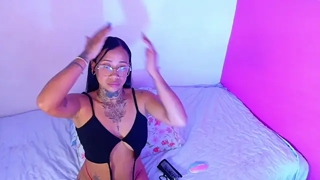 cattaleeyaa online show from February 26, 7:57 pm