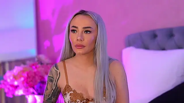 FrancescaMcGray online show from December 3, 12:29 pm