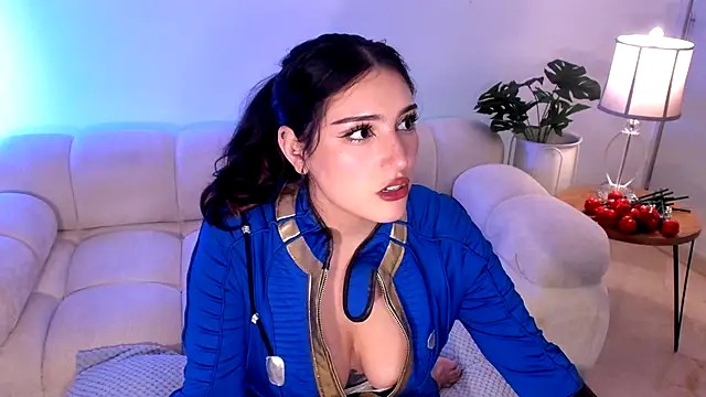 Snapshot of freya_bella_ chatting on September 28, 6:53 am freya bella online show from September 28, 6:53 am