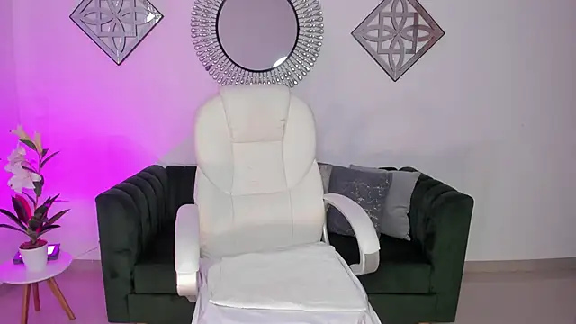 Aida adams online show from November 13, 8:08 pm