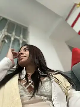 hannacruzsj online show from December 15, 3:23 am