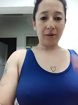 emilypoppy3 online show from May 15, 11:07 pm