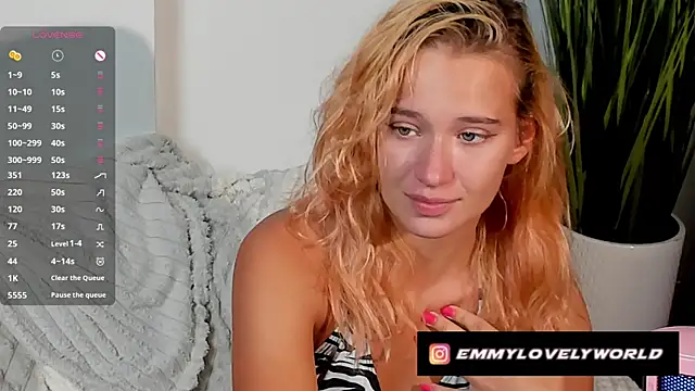 Snapshot of daughter_of_Ronaldo chatting on October 9, 5:39 pm daughter of Ronaldo online show from October 9, 5:39 pm