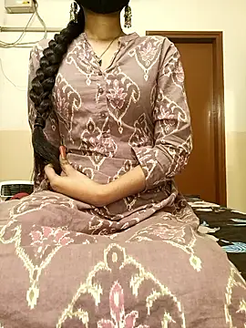 Pallavi 36 online show from January 9, 7:51 pm