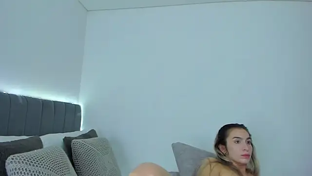 im sarah34 online show from July 23, 4:31 am