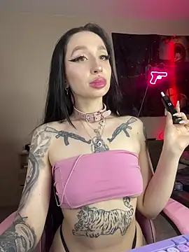 Molly  Moon online show from April 30, 3:34 am