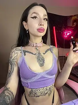 Molly  Moon online show from June 16, 2:56 am