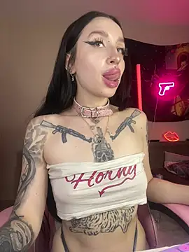 Molly  Moon online show from July 10, 2:45 am