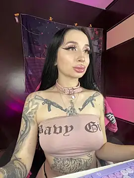 Snapshot of Molly__Moon chatting on September 19, 5:06 am Molly Moon online show from September 19, 5:06 am