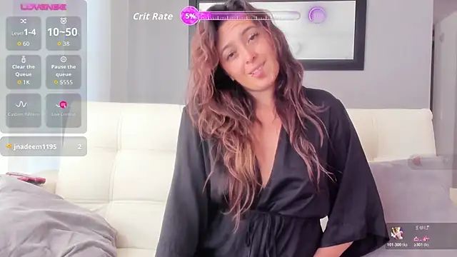 lauramcdowell1 online show from July 7, 12:19 pm