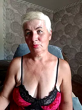 NicoleOlla online show from July 25, 6:09 am