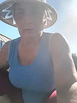 NicoleOlla online show from June 20, 2:15 am