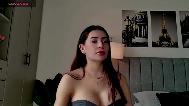 caralella online show from July 31, 8:21 pm