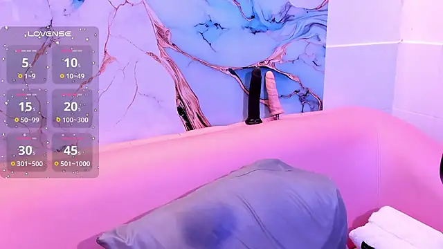 taylor cupper online show from September 13, 3:47 am