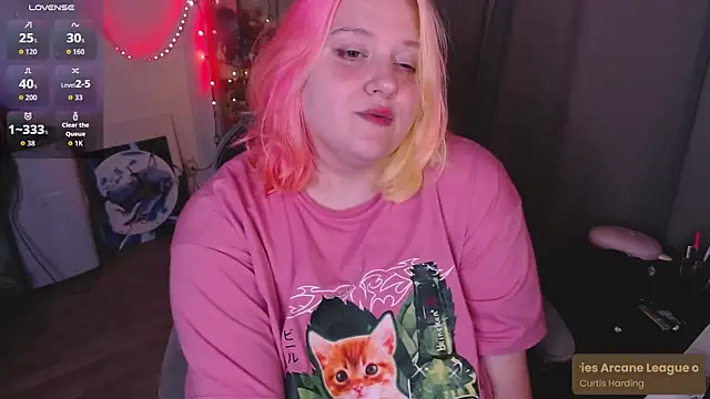 lissamuff online show from October 6, 4:45 pm