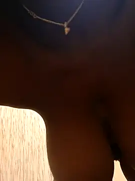 Swirly blac online show from December 15, 5:56 am