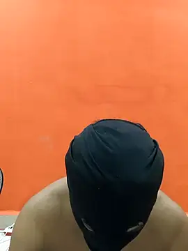 sexycouplemh09 online show from March 8, 5:22 am