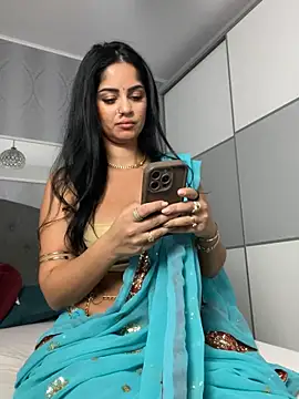 Snapshot of _adelle chatting on October 18, 12:52 pm adelle online show from October 18, 12:52 pm