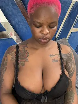 SexxyLunar online show from July 20, 9:59 pm