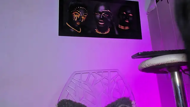 Kendall Hotsexy x online show from June 23, 8:40 pm