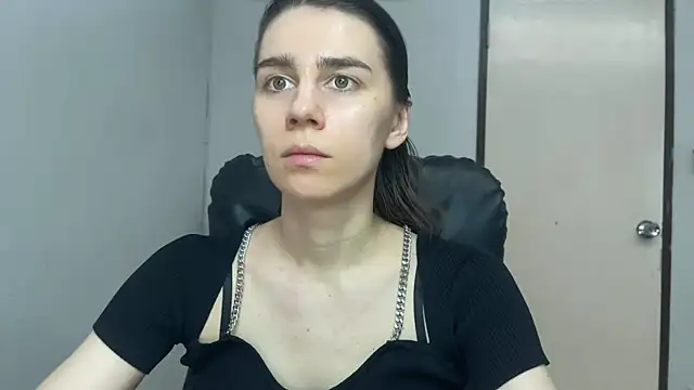 SassyJessi online show from July 19, 4:15 am