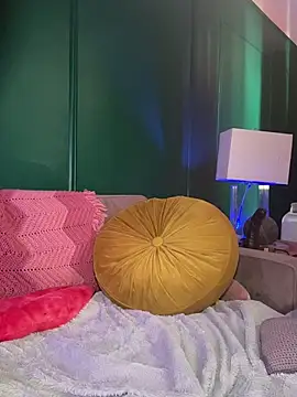 quinnmariexo online show from June 6, 4:57 pm