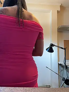 Hotmomcheckk  online show from February 3, 9:14 am