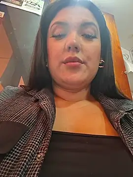 Sophie-hatter online show from June 26, 5:03 pm