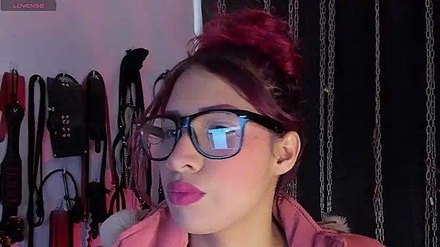 charrlotte quinn online show from July 1, 10:09 pm