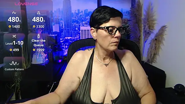 ninarandmann online show from August 4, 2:12 pm