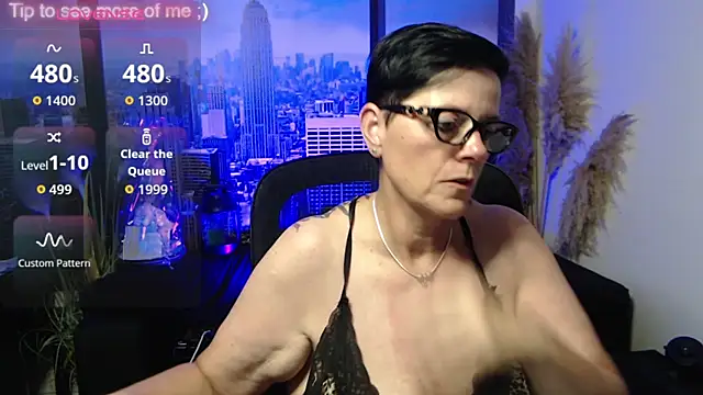 ninarandmann online show from August 3, 1:28 pm