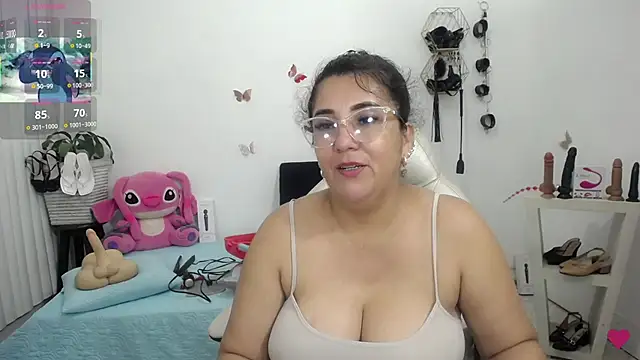 mom hot   online show from June 15, 5:57 pm