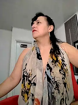 Natasha miilf online show from April 29, 5:30 pm