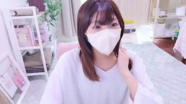 Snapshot of Mii_v_v chatting on September 28, 12:17 am Mii v v online show from September 28, 12:17 am