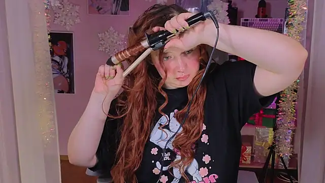 carolina elf online show from December 18, 5:23 am