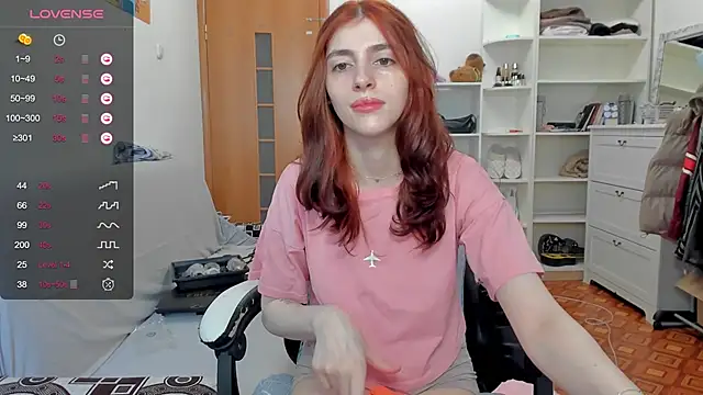 broosnica1 online show from May 12, 10:11 am