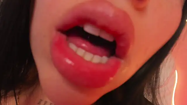ViolettaHotLatin  online show from July 27, 1:19 pm