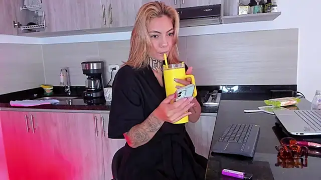 Big  Pussy69 online show from February 5, 3:04 pm