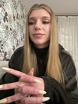 adel secret online show from May 1, 9:07 pm