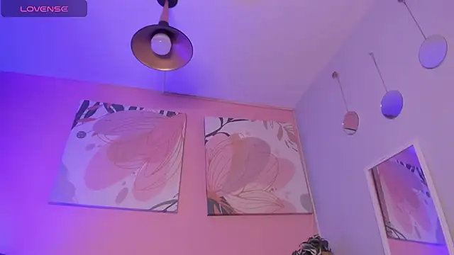 Violetta Nur online show from October 3, 5:01 am