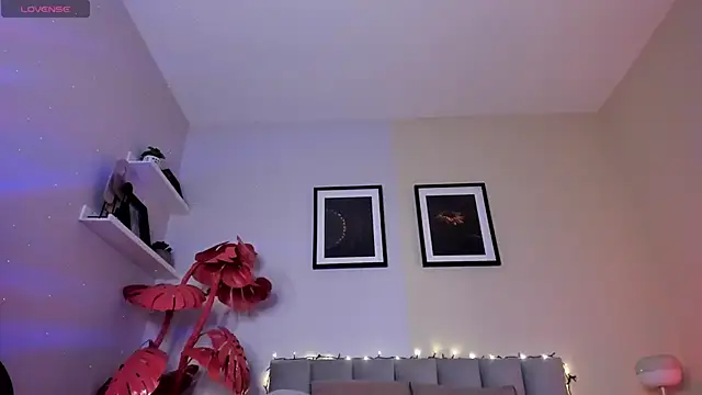 Violetta Nur online show from February 9, 9:28 pm