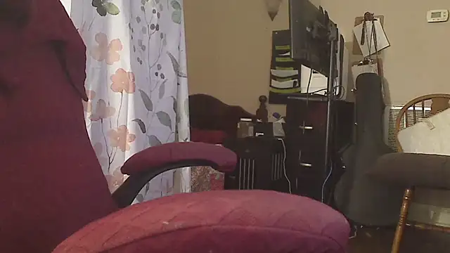 Ireallysquirt online show from August 3, 4:16 am